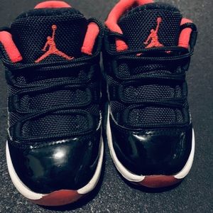 Air Jordan Retro 11’s LOW.